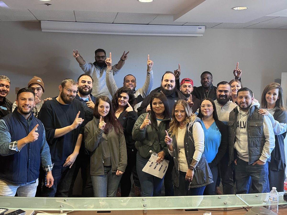 Miguel.RamirezGLM (@ramirezglm) on Twitter photo 1st Prime -Year Of The Coach-session is on the books. 2 to more to go ! #YearOfTheCoach #MakingWaves <a href="/GreaterLakesMkt/">Greater Lakes Market 🌊</a> <a href="/BrianWest_GLM/">Brian West - GLM VPGM</a> <a href="/PrimeComms/">Prime</a> <a href="/LifeAtATT/">Life at AT&T</a> 1st Prime -Year Of The Coach-session is on the books. 2 to more to go ! #YearOfTheCoach #MakingWaves <a href="/GreaterLakesMkt/">Greater Lakes Market 🌊</a> <a href="/BrianWest_GLM/">Brian West - GLM VPGM</a> <a href="/PrimeComms/">Prime</a> <a href="/LifeAtATT/">Life at AT&T</a>
