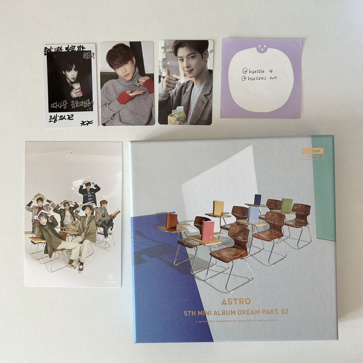haesales's tweet photo. astro album + photocard selling thread
dream rise up all light

→ not selling pcs separately
→ paypal or venmo only
→ dm for more info/video
→ usa only, tracking # included
→ not responsible once shipped https://t.co/APpr7g8X0S