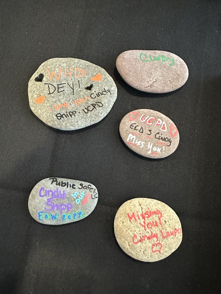 UCPublicSafety's tweet photo. Today we gathered with others from UC to remember the Bearcats we lost in 2022, including UCPD Dispatcher Cindy Shipp. Thank you to Jill Schmidt, Corey Buckler and Reanna Kingery for writing a beautiful tribute to Cindy, and to Reanna for reading the tribute during the service. https://t.co/OL57OA45YU