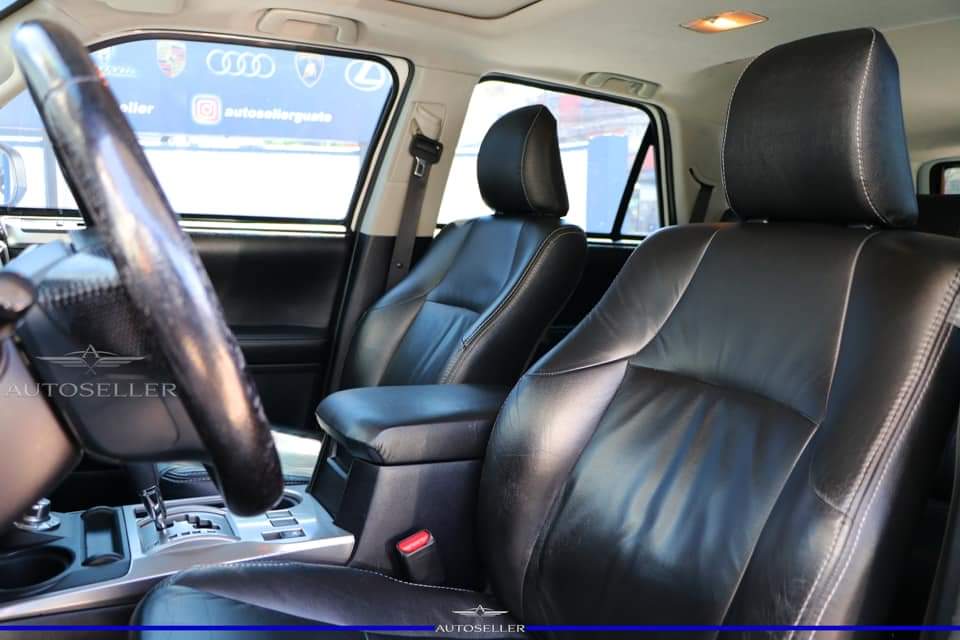 AUTOSELLER2's tweet photo. #TOYOTA 🇯🇵
🔐#Blindaje 3+ 
🚘 #4Runner SR5 
🏢De Agencia 
✅M 2015
🏁#Motor 4.0L V6 
⚙️Automática 
🔑2 Llaves 
✅Vídeos AGP delanteros Operables 
🛻4X4
🌤️Sunroof 
⚜️Cuero 
📷de Retroceso 
💺3 Filas 
🅿️Sensores
⚡️Leds
🛞Aros R/17
Precio:🔥Q.314,995
📲WhatsApp:5203-8291
#guatemala https://t.co/Muv1TldhLU