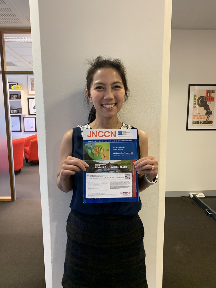 Hot off the press 📇 Thank you to @JNCCN for sending the print copy of  @Tiff_Li_ ‘s excellent paper on clinically important change in CIPN! Well done @Tiff_Li_ - I am very proud! 🌟🌟🌟jnccn.org/view/journals/…