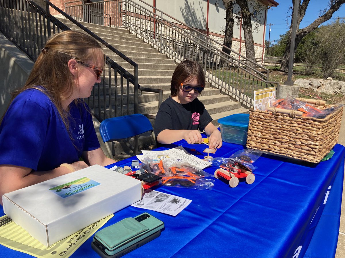 PedernalesCoop's tweet photo. PEC employees visited with students at @WimberleyISD's STEAM Fair to share real-world applications of #STEAM related industries and companies. Students built solar cars and learned how #PEC line crews use #UAV’s to inspect and troubleshoot power lines. #PECproud #PECstrong https://t.co/URqHZnh3WP