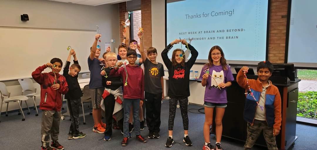 Lc3PsiBeta's tweet photo. Today wraps up our last day of Brain and Beyond!! 🧠 Thank you to all of our Avon kiddos from today or any of our past groups! We have such a great time teaching you!! We are looking forward to seeing you again in the fall! https://t.co/ZmFNPokIh3