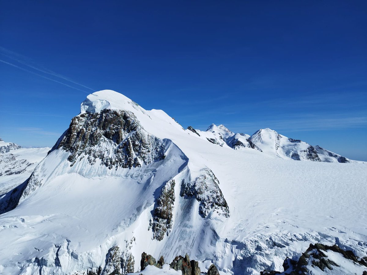 S_Stresemann's tweet photo. Breithorn 🇨🇭♥️ https://t.co/9iDyapsCHu