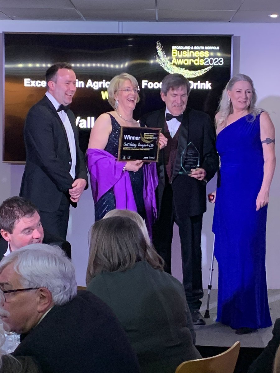 Chet Valley Vineyard tweet media