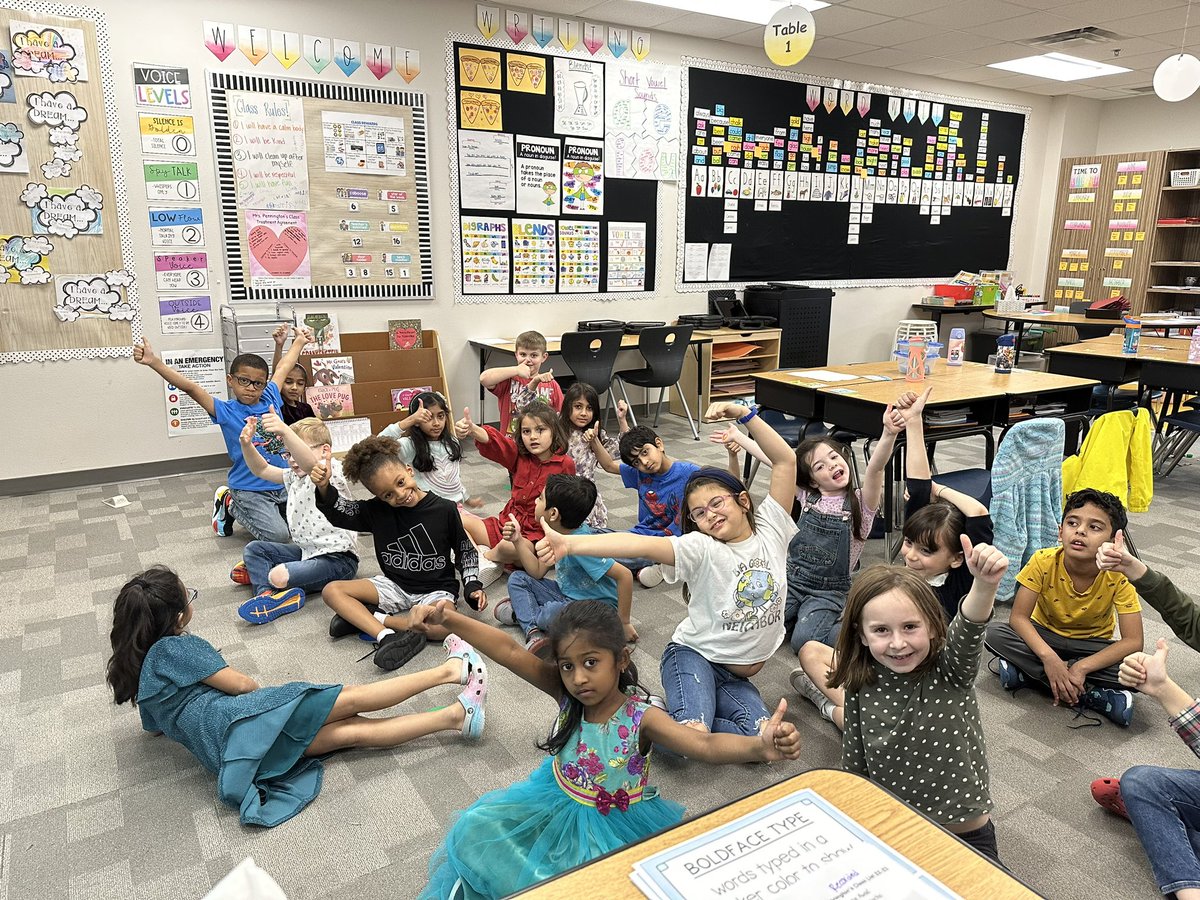 Pennington1st's tweet photo. First grade gives a BIG THUMBS UP for the coding experience! Mr. Bryce came is and did a fun bee-bot activity on living vs non living! So fun! 🐝 @VaughnElemFISD @laurentmonk #vaughnspringtraining https://t.co/JD0MuzVd7q