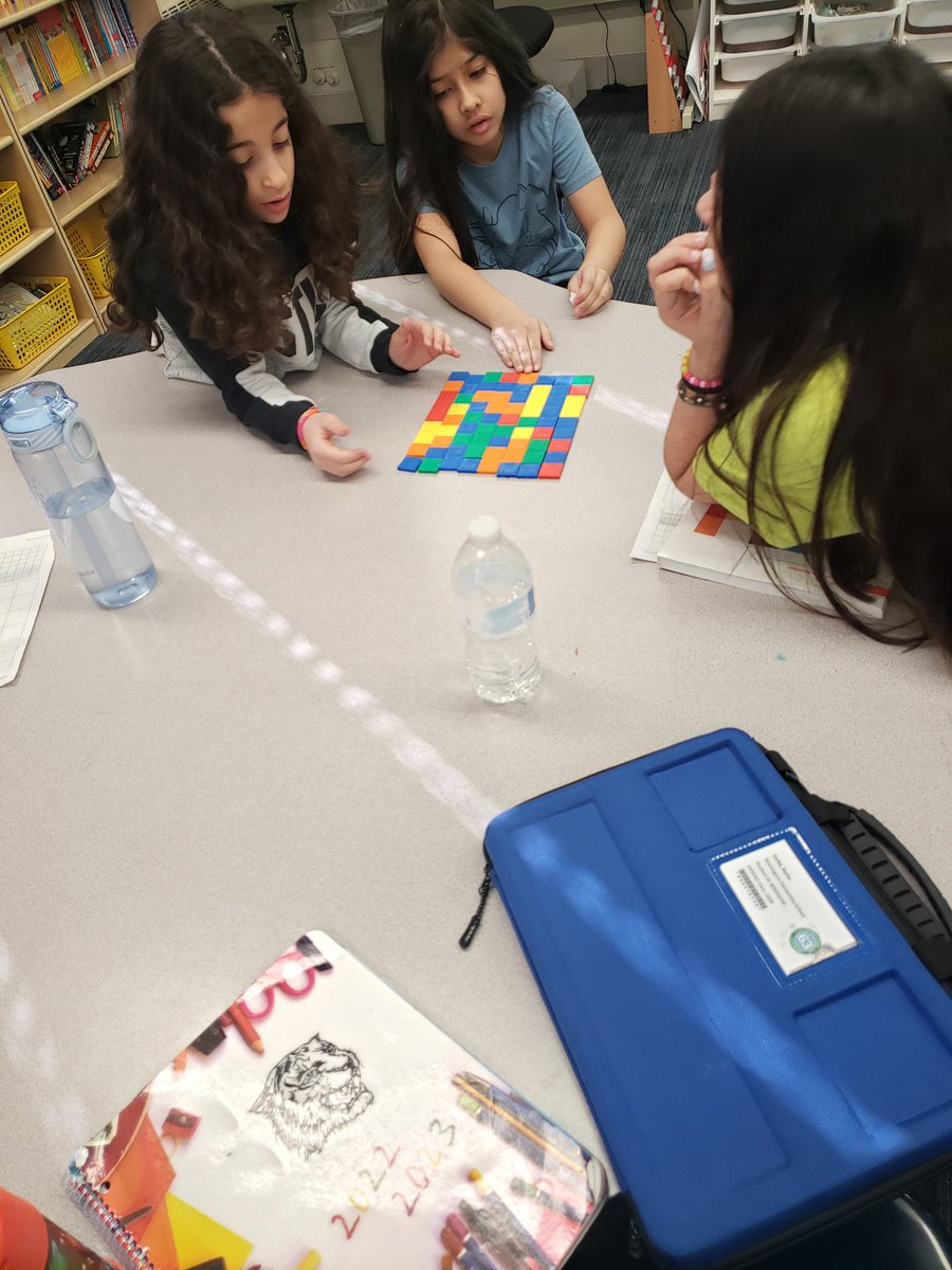 Creating quadrilaterals while figuring out the area in square inches and square centimeters.<a href="/WashingtonSch63/">Washington School</a> <a href="/eureka_math/">Eureka Math</a>