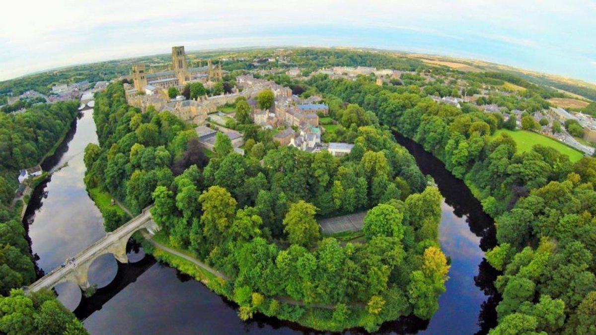 TobyBreckon's tweet image. Looking for faculty to join @comp_sci_durham @durham_uni across all areas of #VisualComputing @VIViD_Durham including #computervision, #machinelearning, #AI, #robotics. This is a fully 'tenured' position in US terminology. #Durham in QS top 100 .. apply: bit.ly/3Jl2KF5