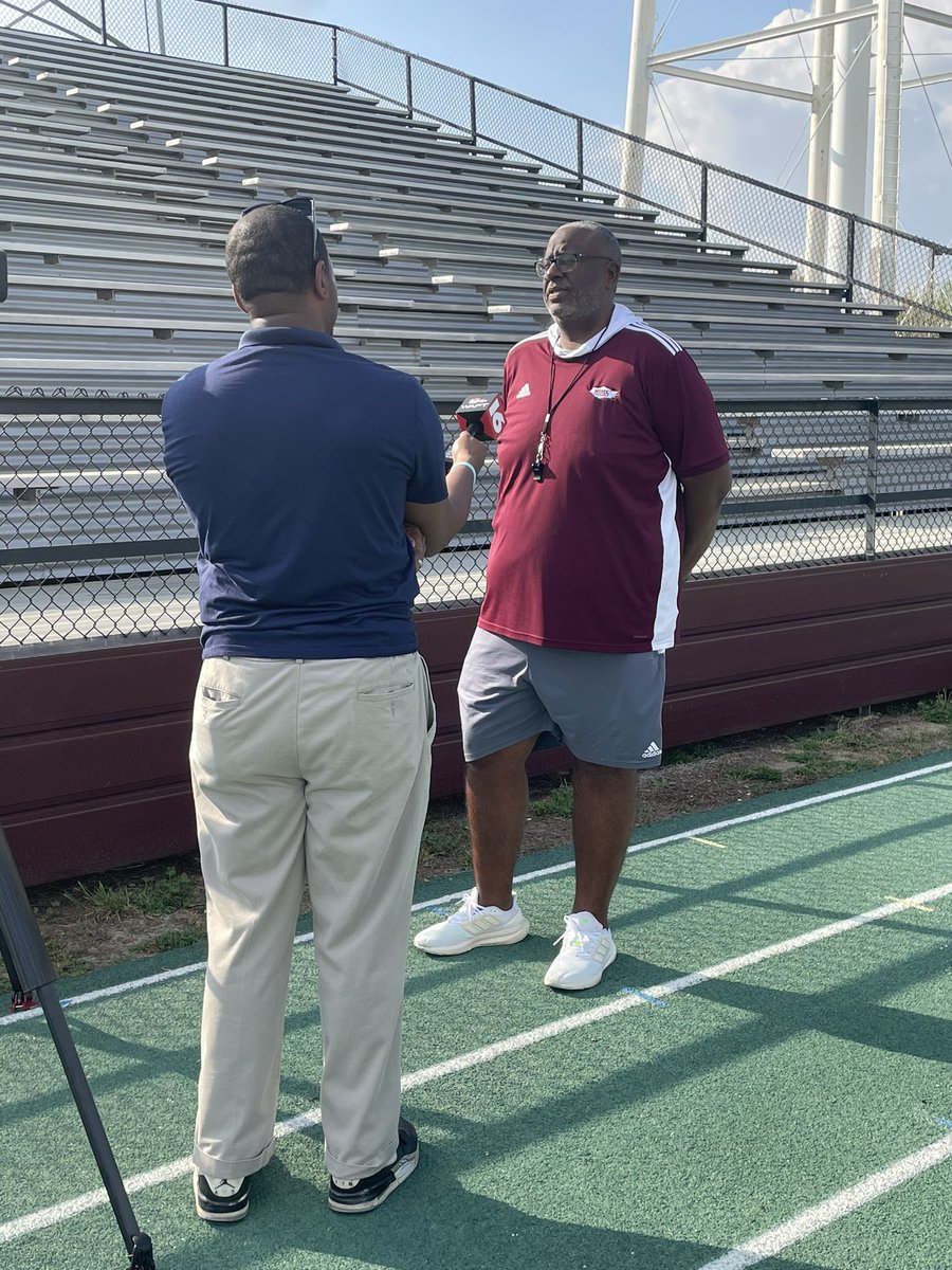 Thanks to <a href="/JoeCookSports/">Joe Cook</a> for coming out to interview our <a href="/HCCTrackField/">Hinds CC Track</a> National Runner-Ups! #TrustTheProcess