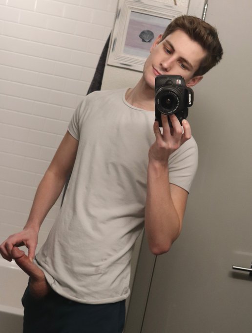 Trevor Harris’s pics and videos