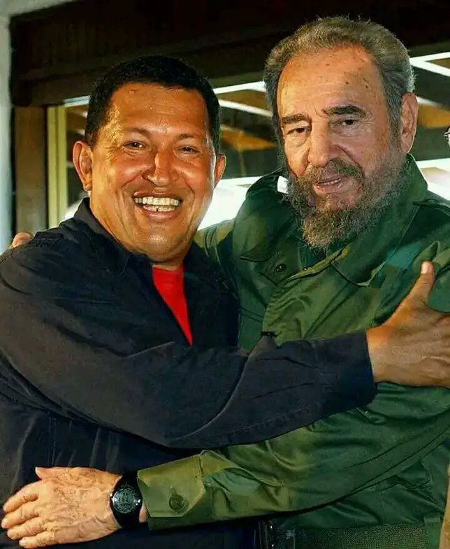 Cmdte Fidel: "Chávez es una de las personas más nobles y generosas que he conocido, ha surgido como fruto de las actuales condiciones históricas que prevalecen en nuestro hemisferio, acompañadas, en su caso, de un sentimiento verdaderamente bolivariano y martiano”
#YoSoyChávez