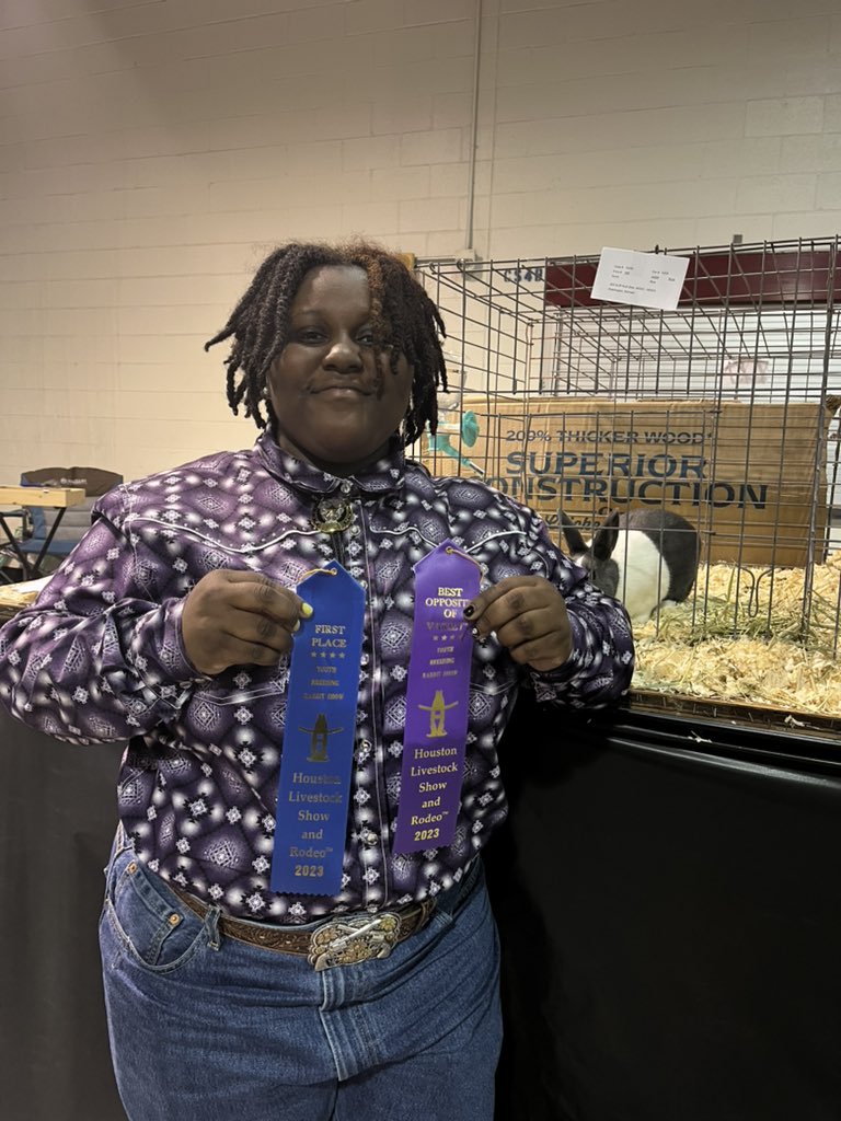 FFAHightower's tweet photo. Wasn’t able to get very many pictures from today but Kennedi got 1st 🥇 place and Best Opposite of Variety for her rabbit! #hhsffa #hlsrbound https://t.co/mJ5r3ejm9o