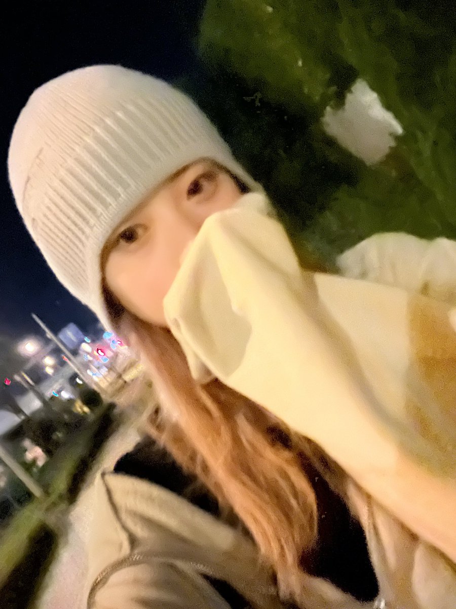 hanni archive⁵ tweet media