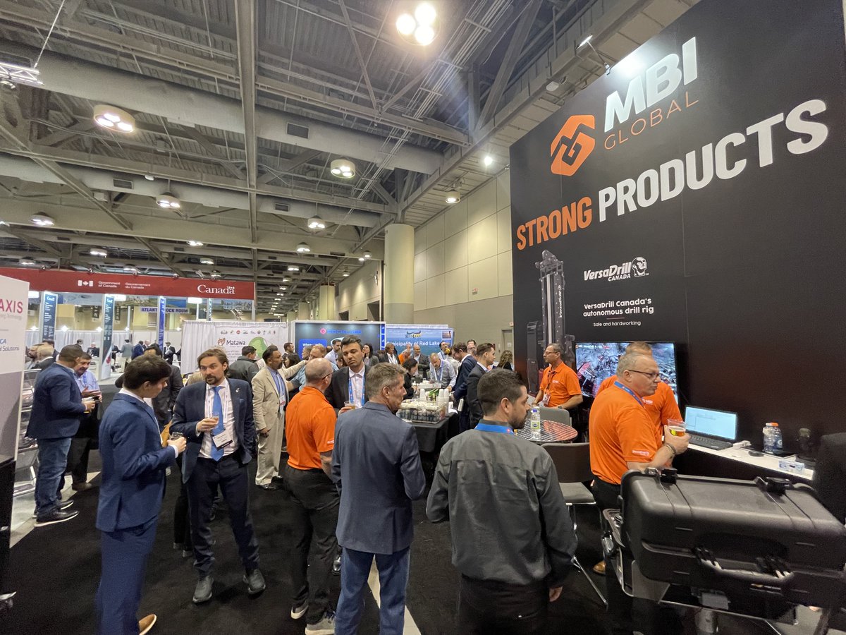 MBI_Global's tweet photo. 𝙎𝙩𝙧𝙤𝙣𝙜𝙚𝙧 𝙖𝙣𝙙 𝙨𝙩𝙧𝙤𝙣𝙜𝙚𝙧 at @the_PDAC 2023! 
We are thrilled to have introduced our autonomous drill to the PDAC in your presence! 
Come and see the autonomous drill at booth 𝟳𝟱𝟭!  #PDAC2023 #convention #mining https://t.co/mhwxAdOmmO