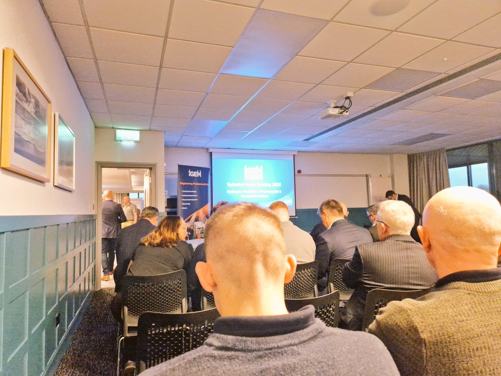 It was so illuminating at the @IGEMGi talk today!

⚡ Electrification needs our heating expertise to fit #HeatPumps
🔥 A #Hydrogen transition, in any form, needs our gas expertise
⭐ #HeatNetworks need our diagnostic expertise for HIUs

Never a better time to be a gas engineer 🔥