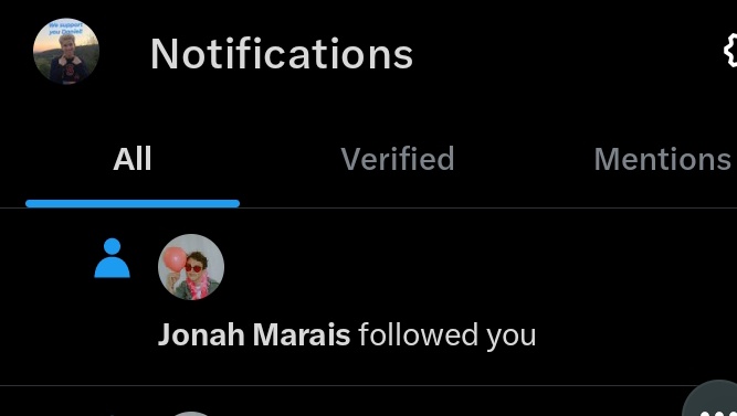 RepLutation13's tweet image. Am I dreaming?!?!?! Oh my god😲😲🥹 @JonahMarais you are the absolute best love you🫶🫶