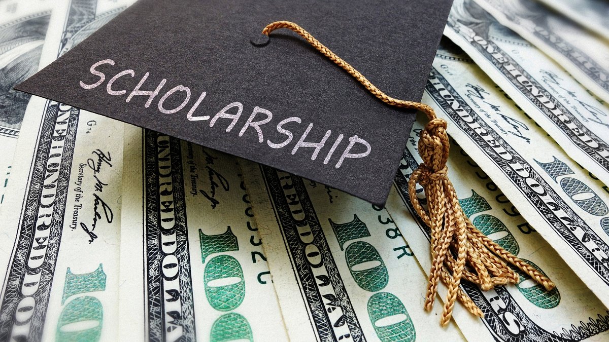 The deadline for SEDFS scholarships is March 20! EVEN IF YOU THINK YOU'RE DONE, log in and 'Search for Scholarships' again... new scholarships have been added!  Also look for emails from charlotte.utter@sedollarsforscholars.org that alert you to tasks needing your attention!