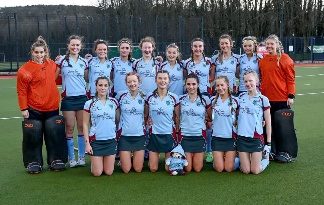 pegasushockey's tweet photo. Good luck to Strathearn in the @BelTel Schools Cup tomorrow 2pm at Stormont v @ArmaghRoyal Big shout out to the Pegs gals Niamh, Karis, Emmy, Georgia, Kate and Eva @UlsterHockey @irishhockey #pegasusfamily♥️🏑♥️ https://t.co/Fzcx5iuJ5e