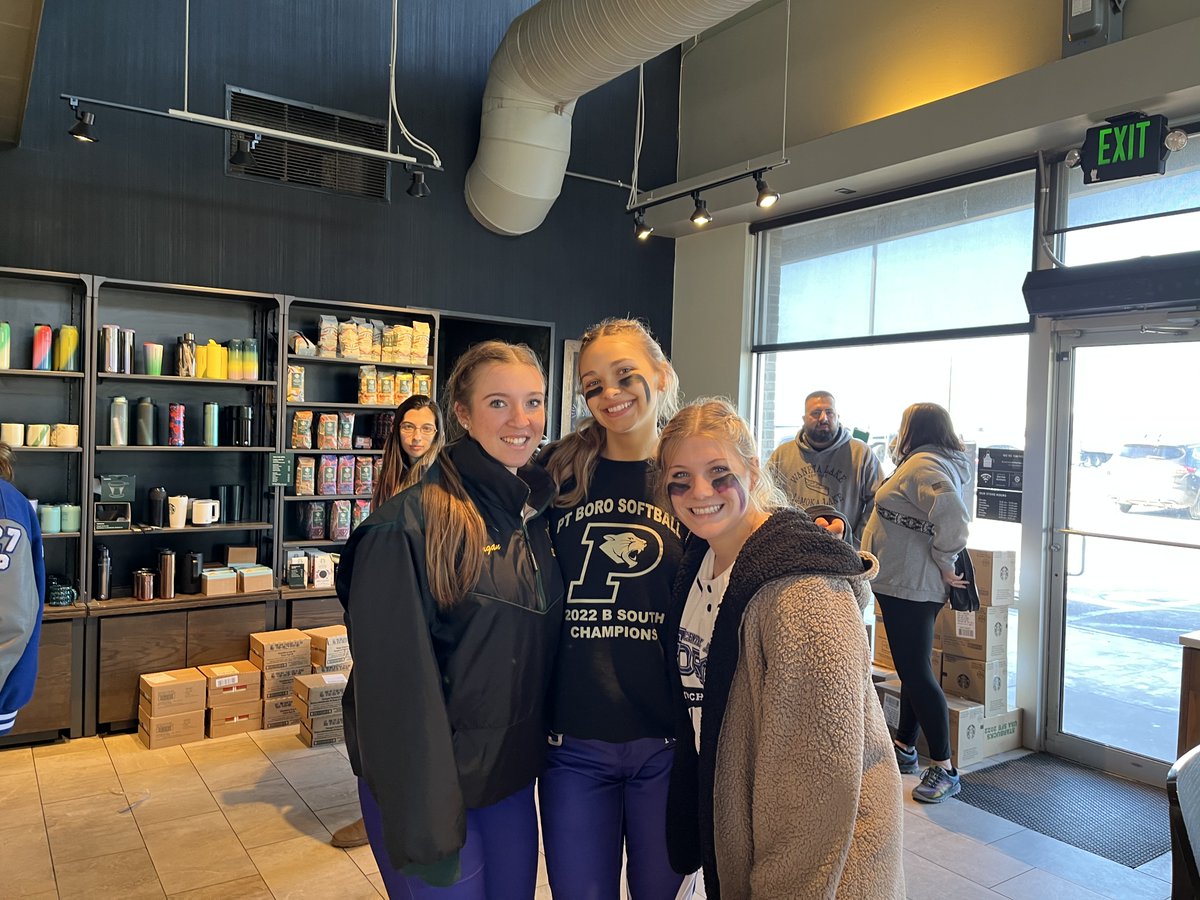 JuliaT2024's tweet photo. It's either Starbucks or WaWa!
@CJForceElite https://t.co/DWfvMd8Ri7