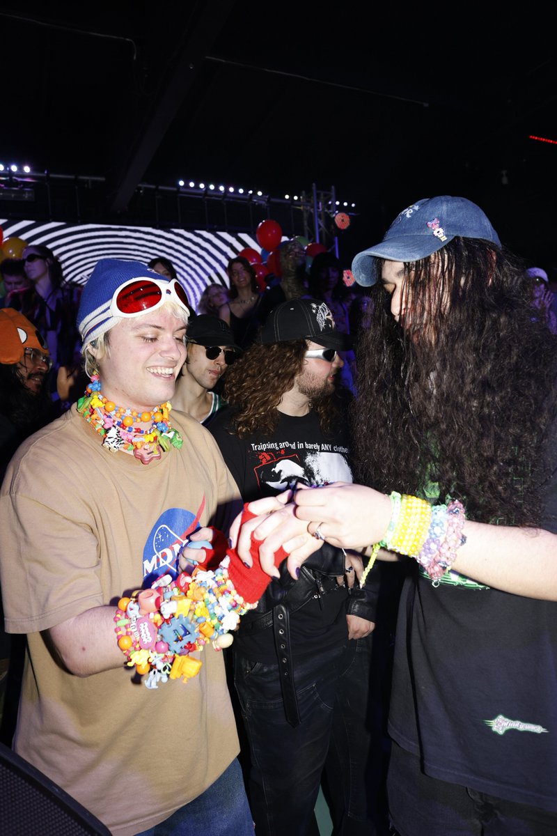 99jakes4u's tweet image. crazy ass moments in happy hardcore history