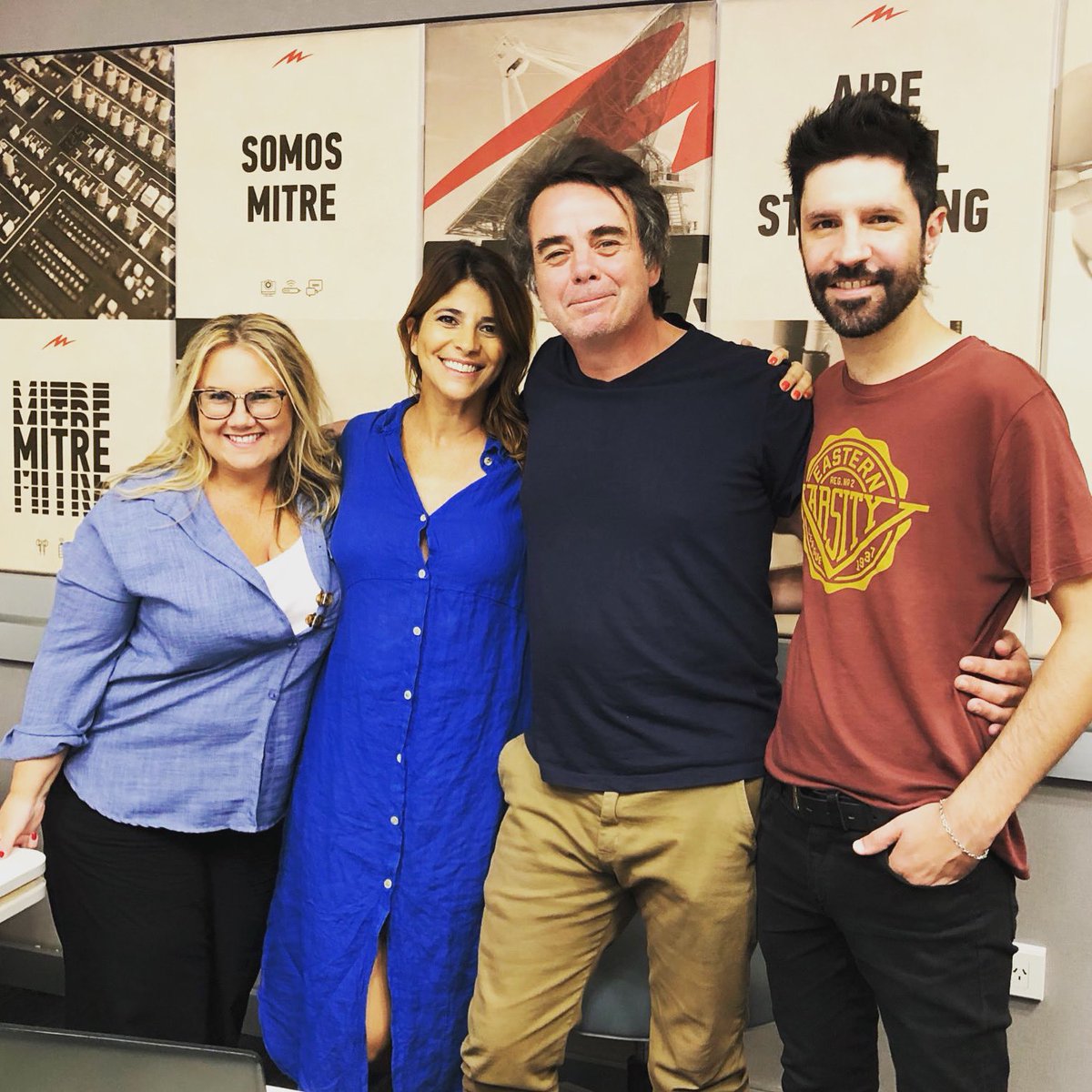 Bienvenida <a href="/CharlottePapers/">Charlotte Sometimes</a> al equipo de “Volviendo a Casa” junto a <a href="/EleonoraCole/">Eleonora Cole</a> <a href="/eltatoyoung/">Tato Young</a> <a href="/GuidoMtz/">Guido Martínez</a> 
Hasta las 21 hs por AM 790 📻 y ahora por HD