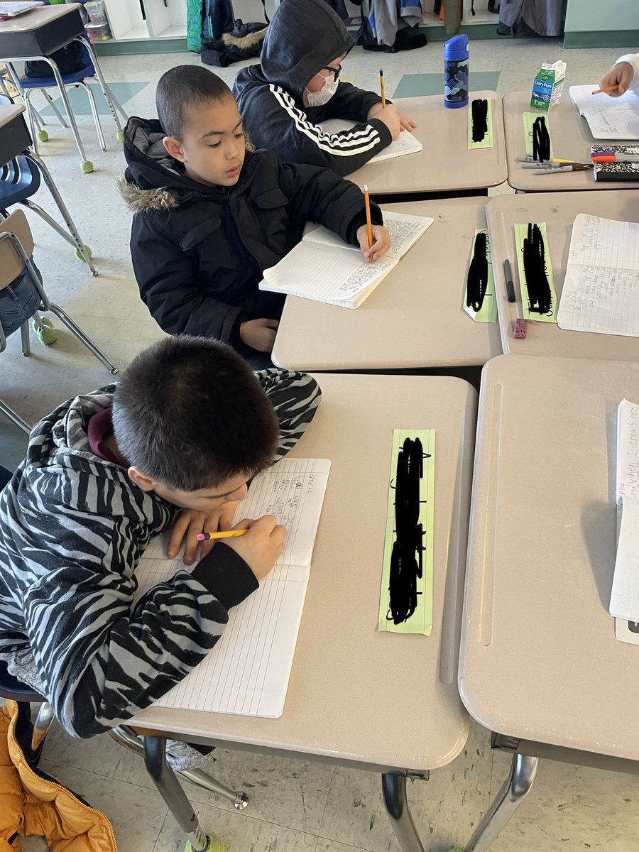 Room 214 has been practicing their writing skills. I found my journal from when I was in 3rd grade and brought it in as an example of a morning write!! The students loved seeing what I wrote when I was in 3rd grade, and it gave them inspiration for their writes ✏️
