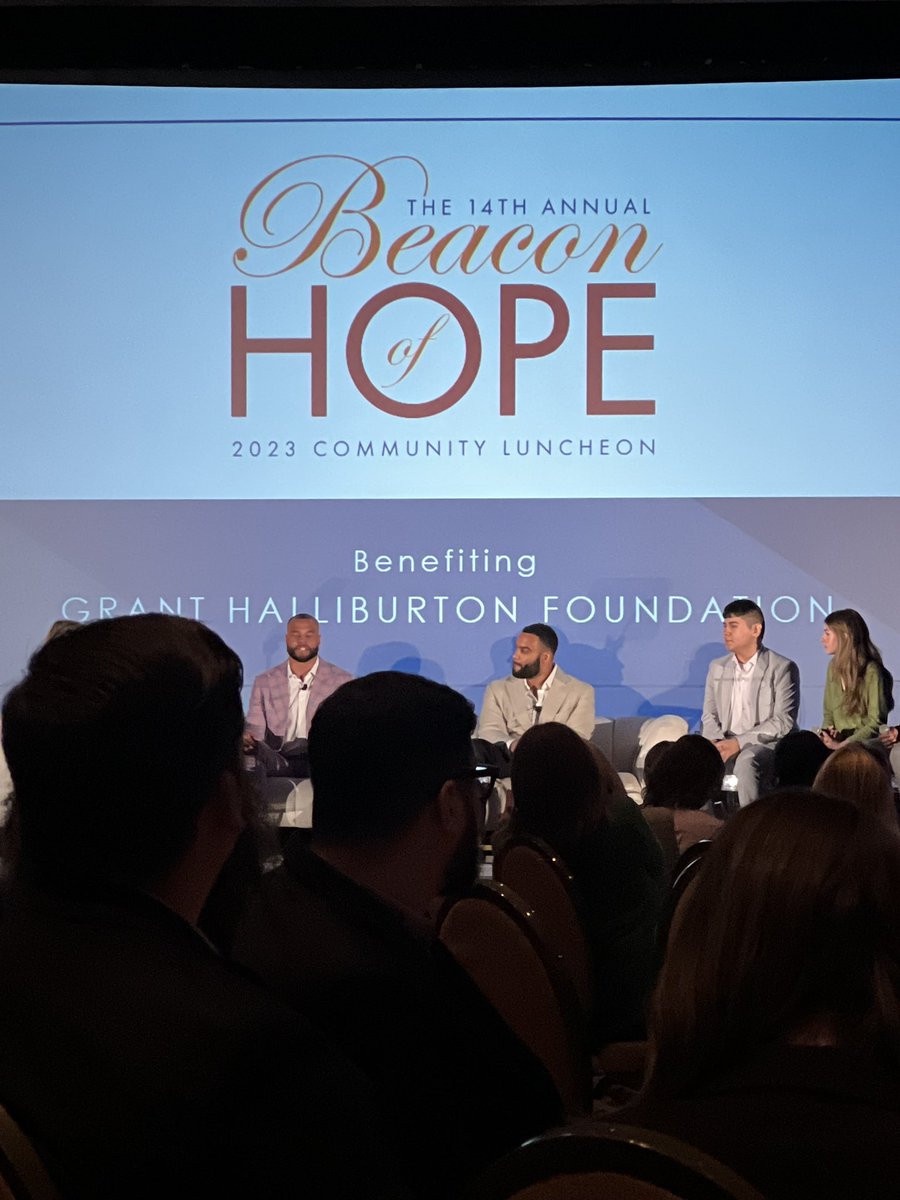 What an honor to be on the committee for The Beacon of Hope luncheon.  @anxietyaide was also a sponsor benefiting the amazing @ghfoundation 
I can’t tell you how impressed by both @_4dak and @sollythomas90 I was. Just wow!

#mentalhealth #anxietyaide