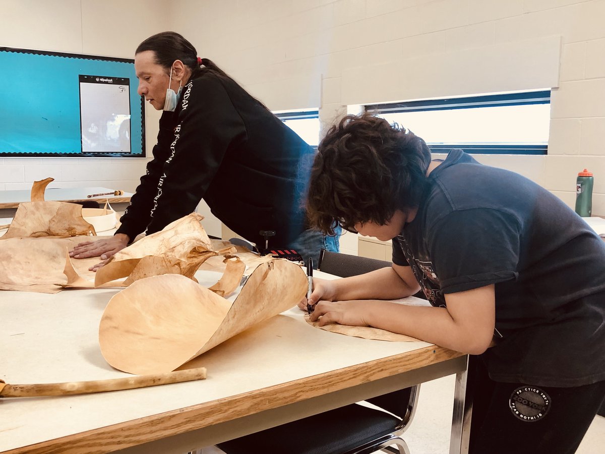 bw_RETSD's tweet image. Knowledge Holder Carl came to BWS today to start the process of making drums with some of our students. Their enthusiasm, laughter and cooperation filled the room all afternoon. @RETSDschools