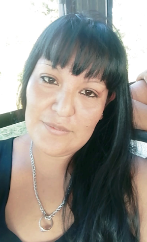 desaparecidaorg's tweet photo. Débora Melina Gómez tiene 33 años, desapareció el 28/2 en Fontana, provincia del #Chaco. Vestía remera tipo playera verde, pantalón jean celeste claro, zapatillas verdes y mochila rosada. Avisar #URGENTE al ☎ 3624763011, o al 911 https://t.co/YYoiPrjGgy