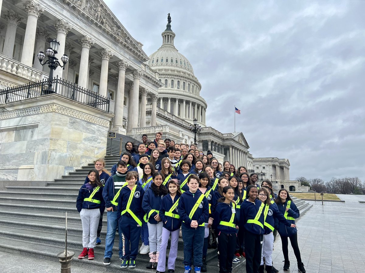 Luis Rodriguez tweet media