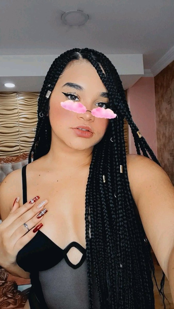 CandySexx1's tweet photo. #onlyfans #subscriptores #viral #negro #morena #trenzasafricanas #LUCY #modelofotografica #Only18 #onlyfans #onlyfans_girl #onlyfanslatinas #onlyfansFree #onlyfanspromo https://t.co/JKQ7ZAlGpl