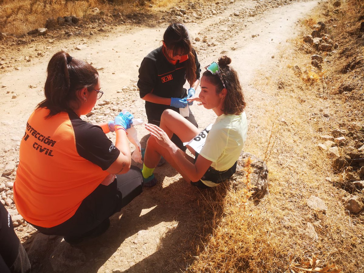 ProtCivilRonda's tweet photo. 🔸Hoy día 08 de Marzo, día internacional de la mujer trabajadora. 
Trabajadoras, son los 365 días del año, y en esta agrupación lo sabemos 💟
Gracias por estar al pie del cañón, en todos los aspectos, en todos los lugares, en todas las situaciones, a todas horas!! 
#diadelamujer https://t.co/zzMCZYalWa