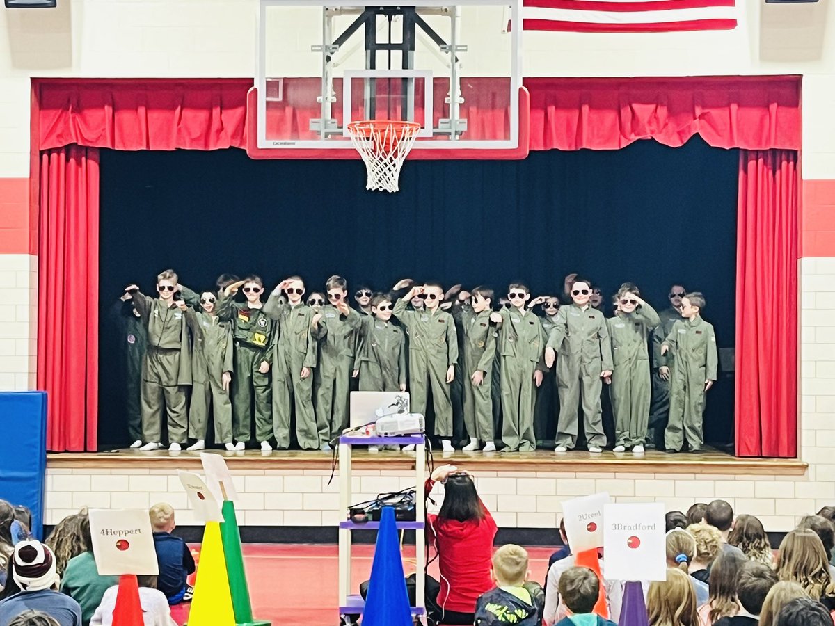 Nicole McLaughlin tweet media