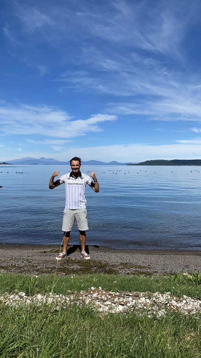 SimpleSatchwill's tweet image. Celebratory the win 18,000km away in Taupō, New Zealand. Thanks for that @officialdafc 🖤🤍🏁
