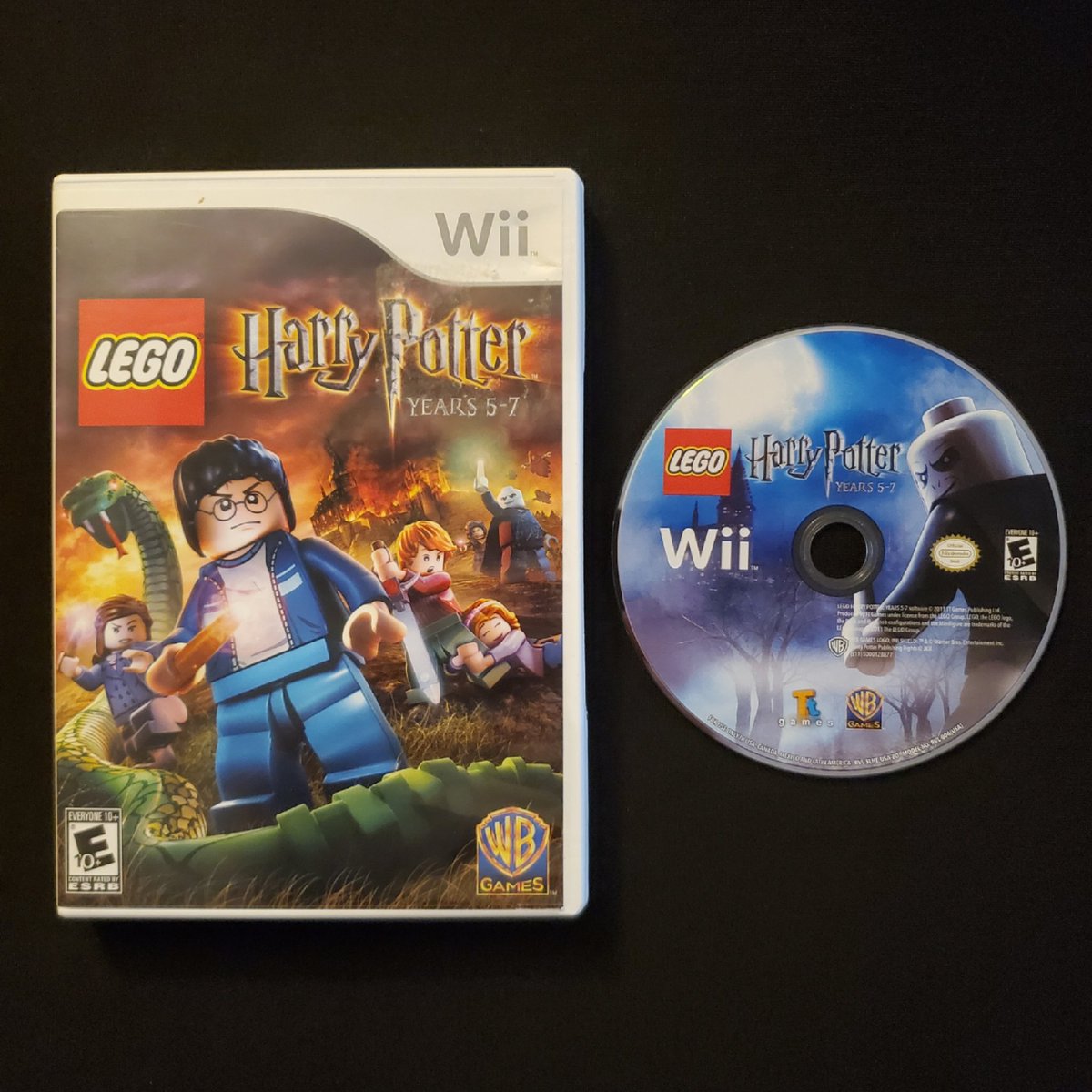 Day 7
LEGO Harry Potter
I've always loved the humor of the LEGO games. Combined with 7 Harry Potter stories *chef's kiss*
#motioncontrolmarch #Nintendo #nintendowiii #wii #legogames #harrypotter #legoharrypotter #wbgames #ronweasley #hermoinegranger #lordvoldemort