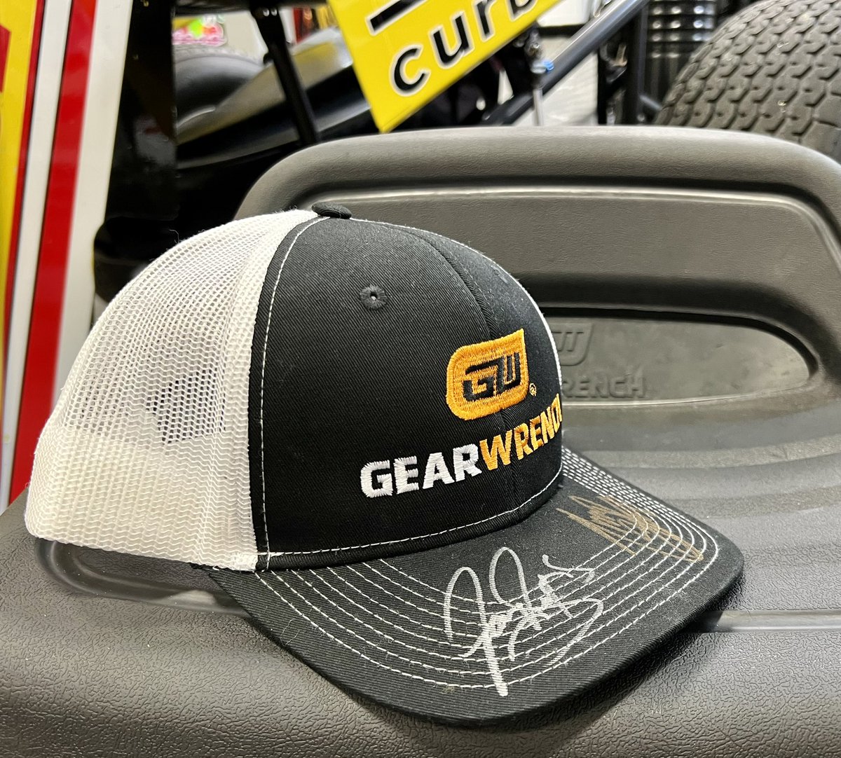 TonyStewart_Rcg's tweet photo. ‼️ GIVEAWAY Alert ‼️

#ToolTuesday @gearwrench ⚙️🔧
Enter for a chance to win an autographed 🧢

1) HIT the ❤️ 
2) RETWEET this Tweet 
3) FOLLOW @gearwrench @TonyStewart @DonnySchatz @TonyStewart_Rcg 
(Must follow all 4) 

Winner announced Thursday, March 9 at 12 pm ET! https://t.co/x5DWEf2cd6
