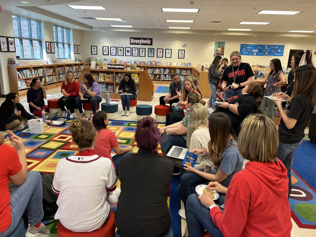 kristin.smith tweet media