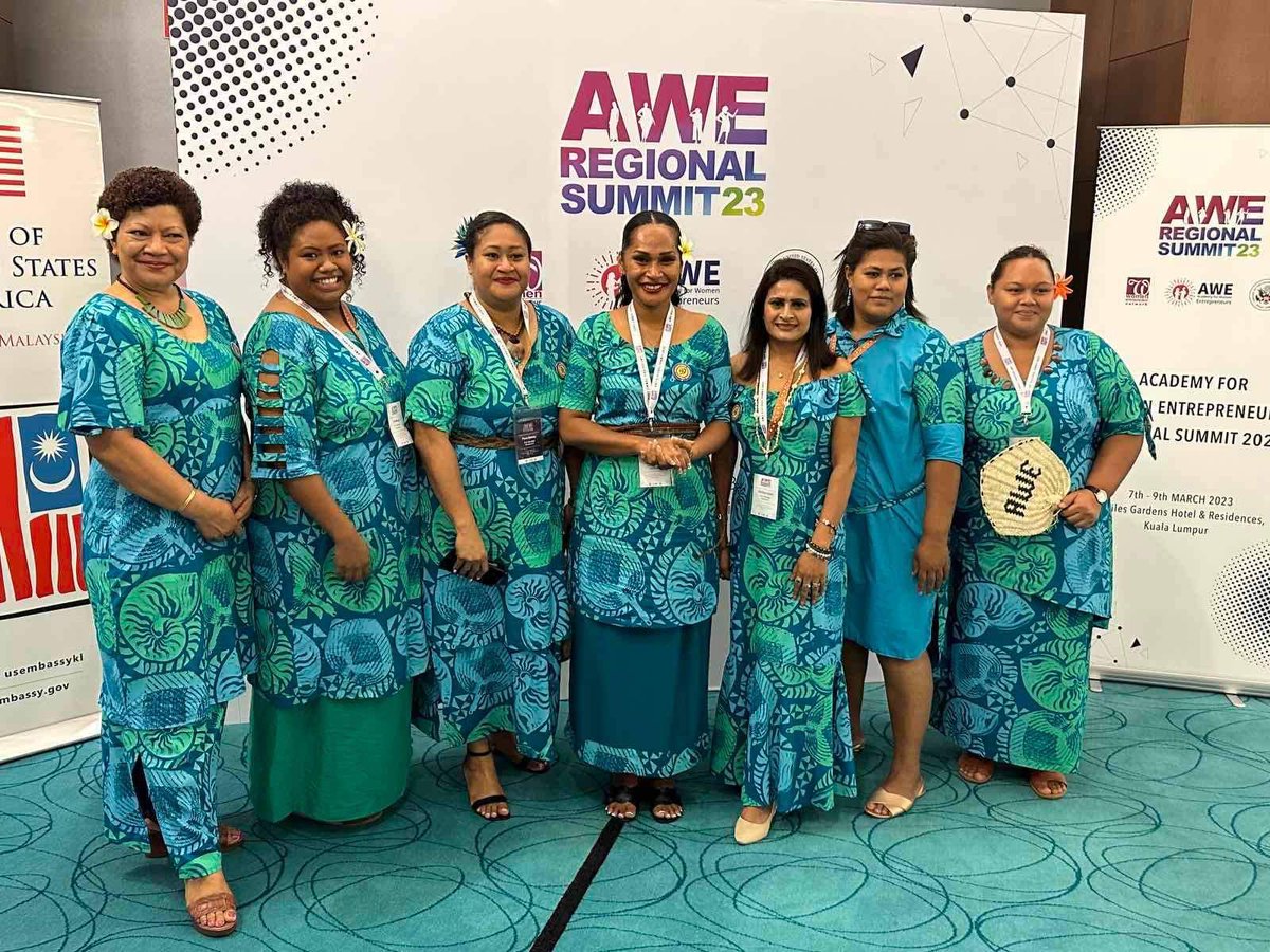 USEmbassySuva's tweet photo. 🙌🏾💜🙌🏾 Happy #InternationalWomensDay !! 💯 In celebration of #IWD, we want to highlight the lives changing #AWEProgram and launch of the First #AWE Regional Summit in which seven of our #AWEAlumni are attending. 🇺🇸🤝🇫🇯 #USwithFiji Read More - https://t.co/RqMaUBPITh https://t.co/FNfqYCNk03
