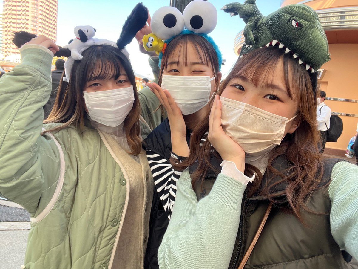 fkimtyi__b6's tweet photo. 一昨日、部活がoffだったのでみんなでユニバに行きました🌏✨💞
休みの日まで一緒に居てるの仲良すぎ！！
 #春から大教  #春から大教大  #男子ラクロス部 https://t.co/LqHvLhIkoe