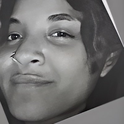 desaparecidaorg's tweet photo. Tamara Belén Benítez tiene 14 años, desapareció el 3/3 en Ezeiza, provincia de Buenos Aires. Se hizo la denuncia. Por favor compartir, y si la ven avisar #URGENTE a la policía local, o al ☎ 911

#Ezeiza #BuenosAires https://t.co/UP5WAWf0dB