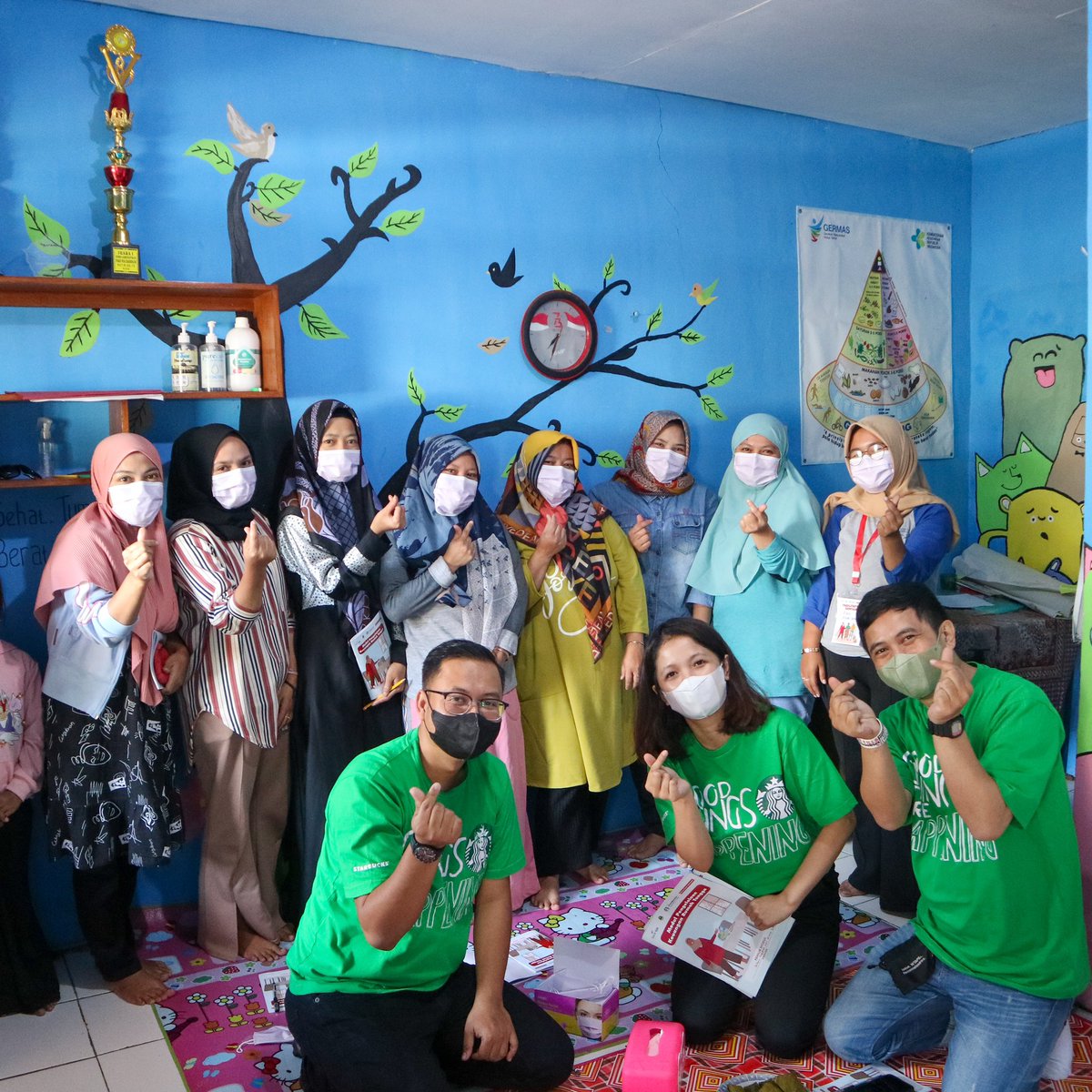 SbuxIndonesia's tweet photo. This #InternationalWomensDay, we’re excited to share an update on The @Starbucks Foundation’s goal to impact 1 million women and girls in coffee-, tea-, and cocoa-growing communities by 2030. As part of this effort, in Indonesia, https://t.co/Opa4SsVlvm