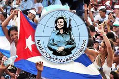 Fidel afirmó: «La revolución tiene en las mujeres cubanas hoy día un verdadero ejército, una impresionante fuerza política. Hoy es una realidad que se ha impuesto y se impondrá cada vez...
#DiaInternacionalDeLaMujer 
#CubaIslabella #MejorEsPosible #YoVotoXTodos #PatriaYRevolución