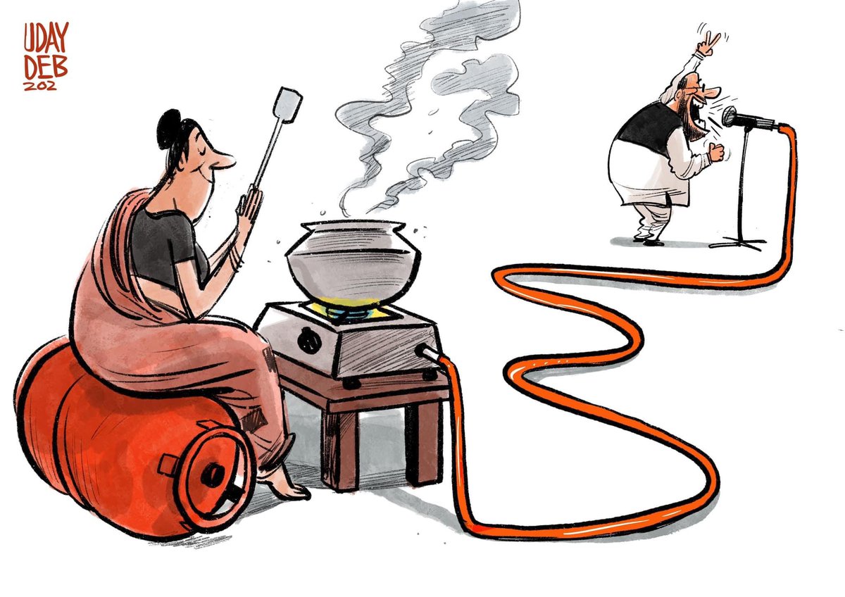 Hashmi_INC's tweet photo. Mein Cigarette #Naale me Phenkne hi wala tha achanak yaad aaya Naale me toh gas hoti hai is tarha maine Shaher Bacha liya❗🙏 https://t.co/p4taCmoMtn