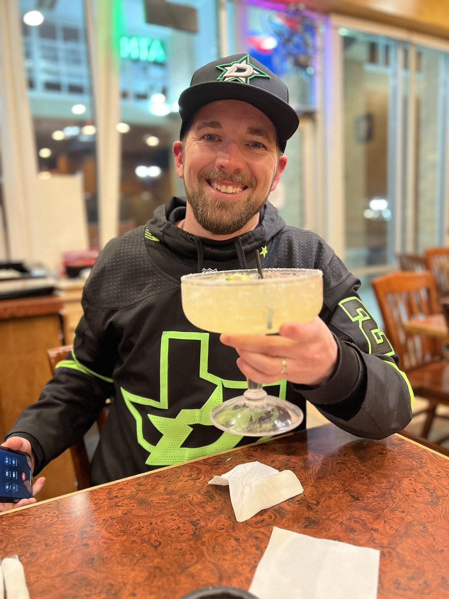 Justin Ashley tweet media