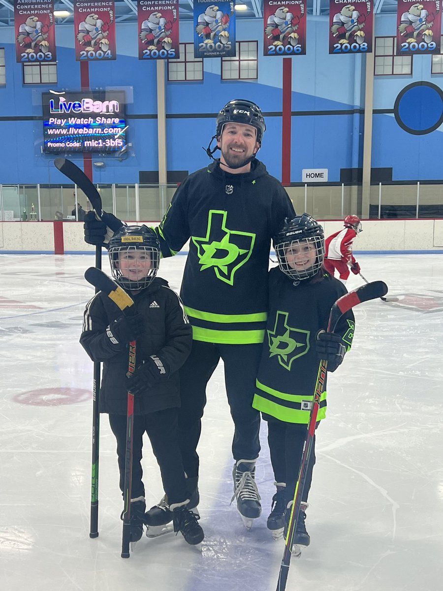 Justin Ashley tweet media