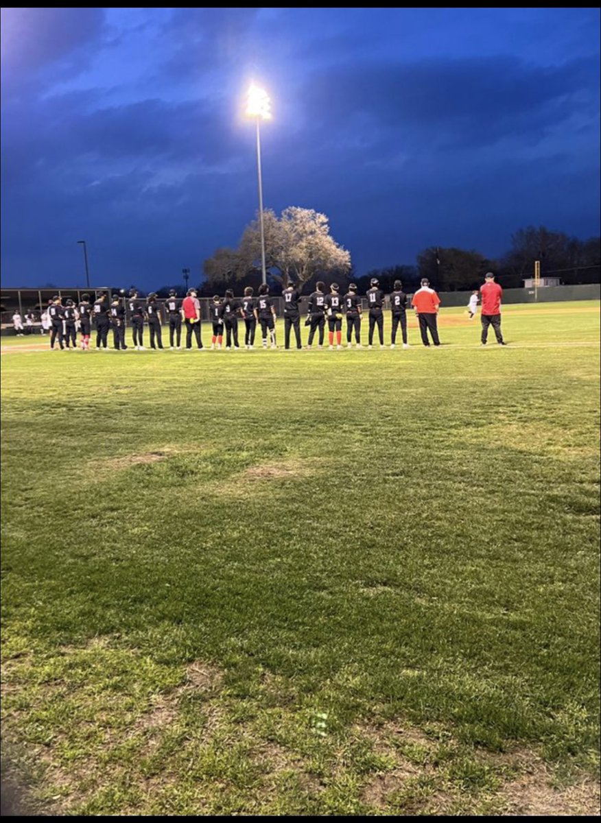 What a great team effort tonight! Southside takes the district opener vs. Harlandale 6-2. <a href="/aidengarcia__/">Aiden Garcia</a> goes 6 1/3 with 11Ks giving up 2 runs.
