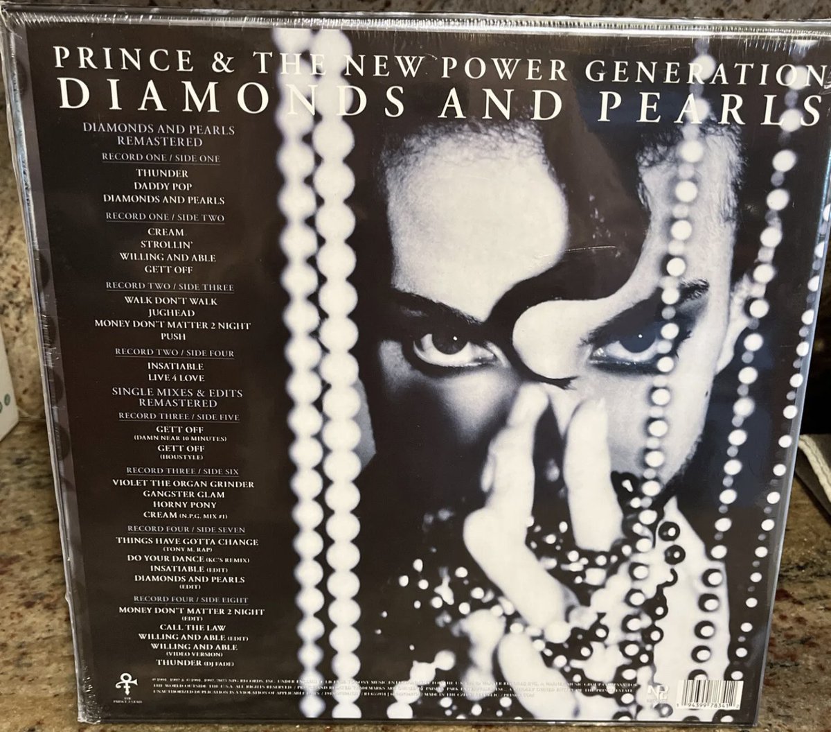 Casey Rain tweet media