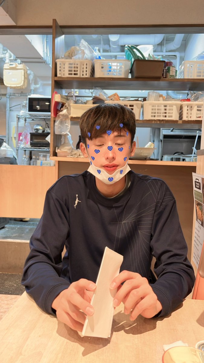 oto__lax's tweet photo. こんにちは！自己紹介をしていきたいと思います！！
私は、山口県熊毛郡田布施町というど田舎から出できた身も心も純粋な田舎っぺです！
保育園から遊びではじめたバスケを高校まで続けて、何か新しいことをやりたいと思いラクロスを始めました🥍
最近の悩みは体重が増えないことです😮‍💨🍰 https://t.co/61aIthA8Ac