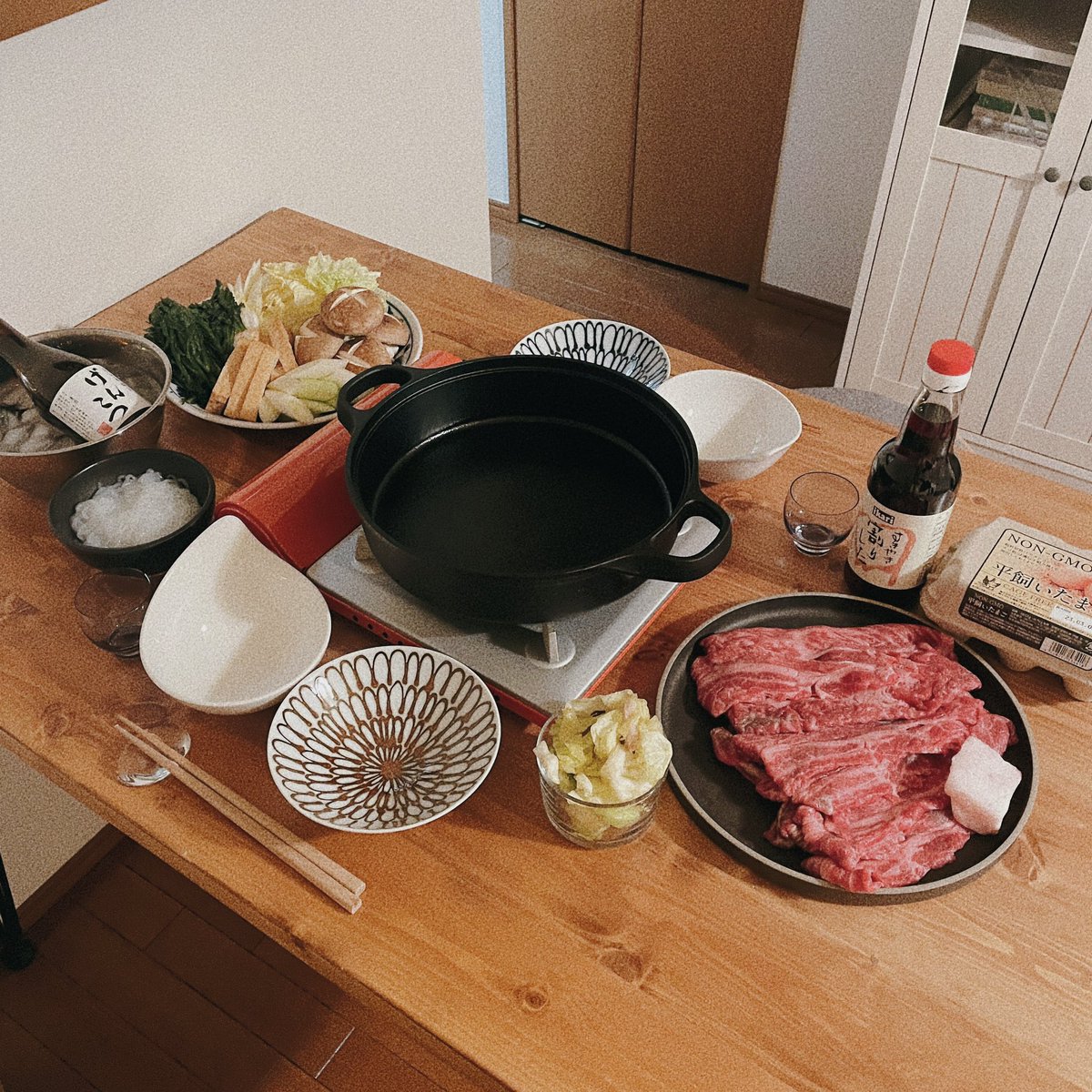 pyon528's tweet photo. 【定期】どうやらすき焼きが私たちの元気のミナモト！ https://t.co/imxrXOJkEU