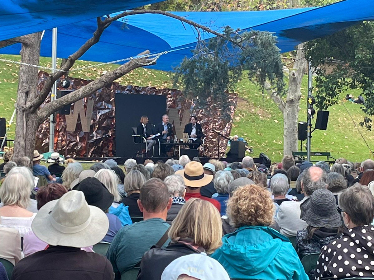 Excellent conversation with Simon Holmes à Court, Marian Wilkinson and Brook Turner on the rise of the Teals and their shared commitment to climate change, integrity in politics and gender equality.

#adlww #thebigteal #auspol #IWD2023